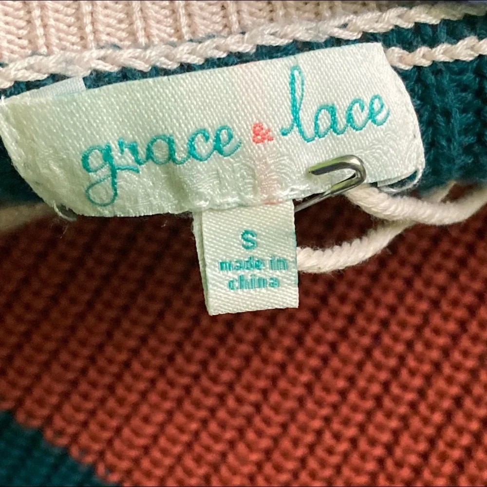 NWT Grace & Lace Knit Sweater - Picture 5 of 6